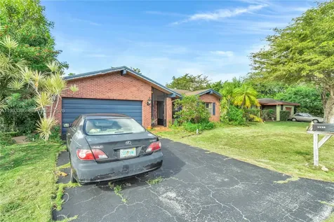 7545 NW 99th Avenue Tamarac FL 33321