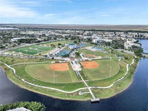 7545 NW 99th Avenue Tamarac FL 33321