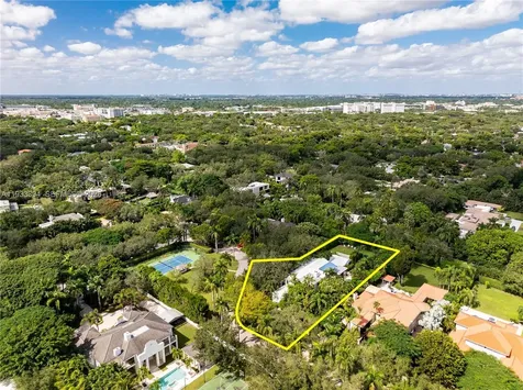4871 SW 74th Terrace Miami FL 33143