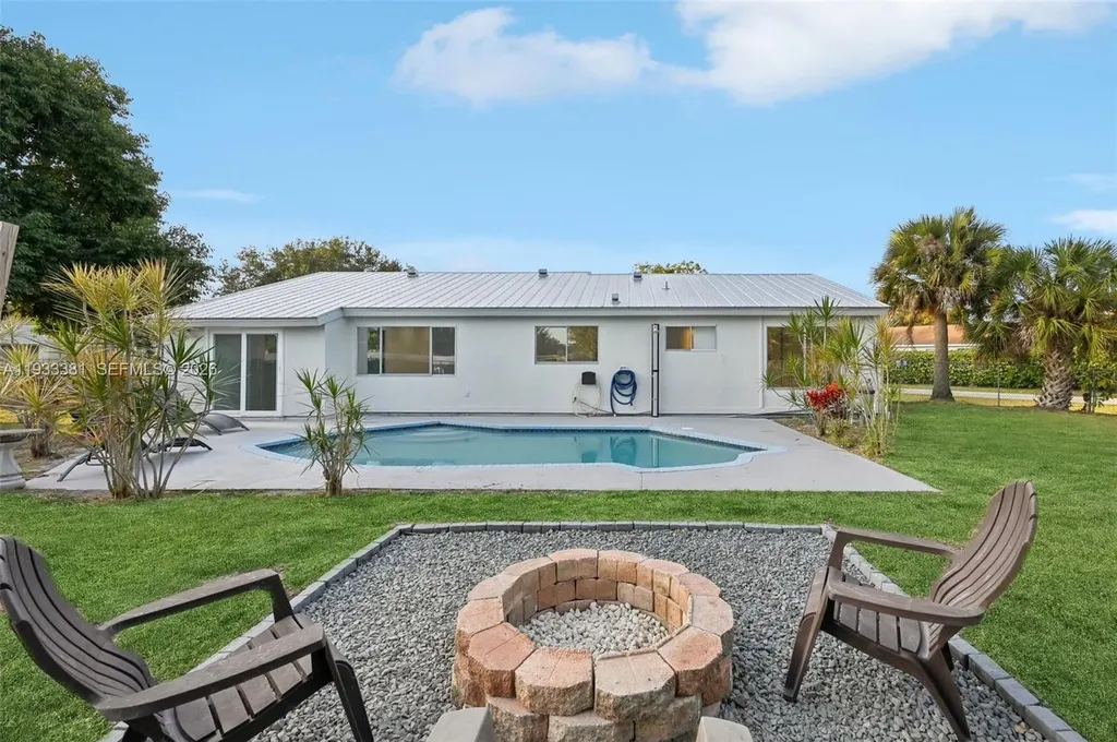 337 SW Cherryhill Road Port St. Lucie FL 34953
