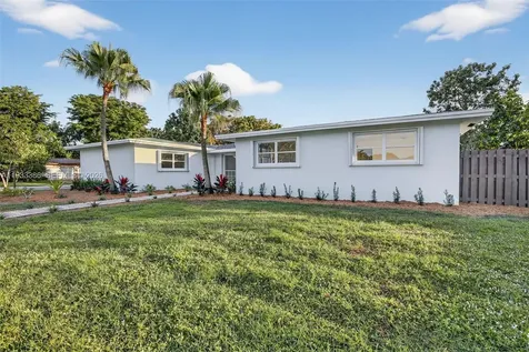 6800 NW 7th Street Plantation FL 33317