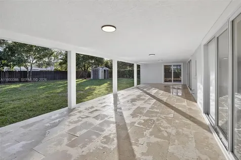 6800 NW 7th Street Plantation FL 33317