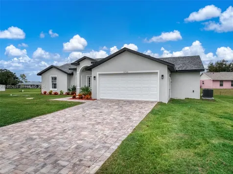 6724 Heavitree Drive Sebring FL 33876