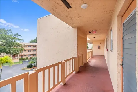 8400 Lagos De Campo Boulevard Tamarac FL 33321