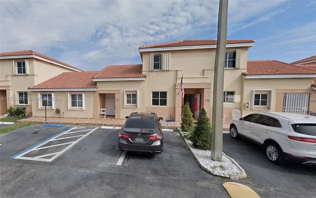 330 NW 114th Avenue Sweetwater FL 33172