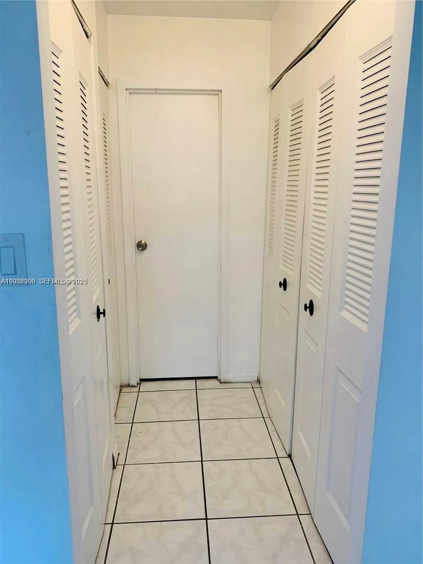5855 Washington Street Hollywood FL 33023
