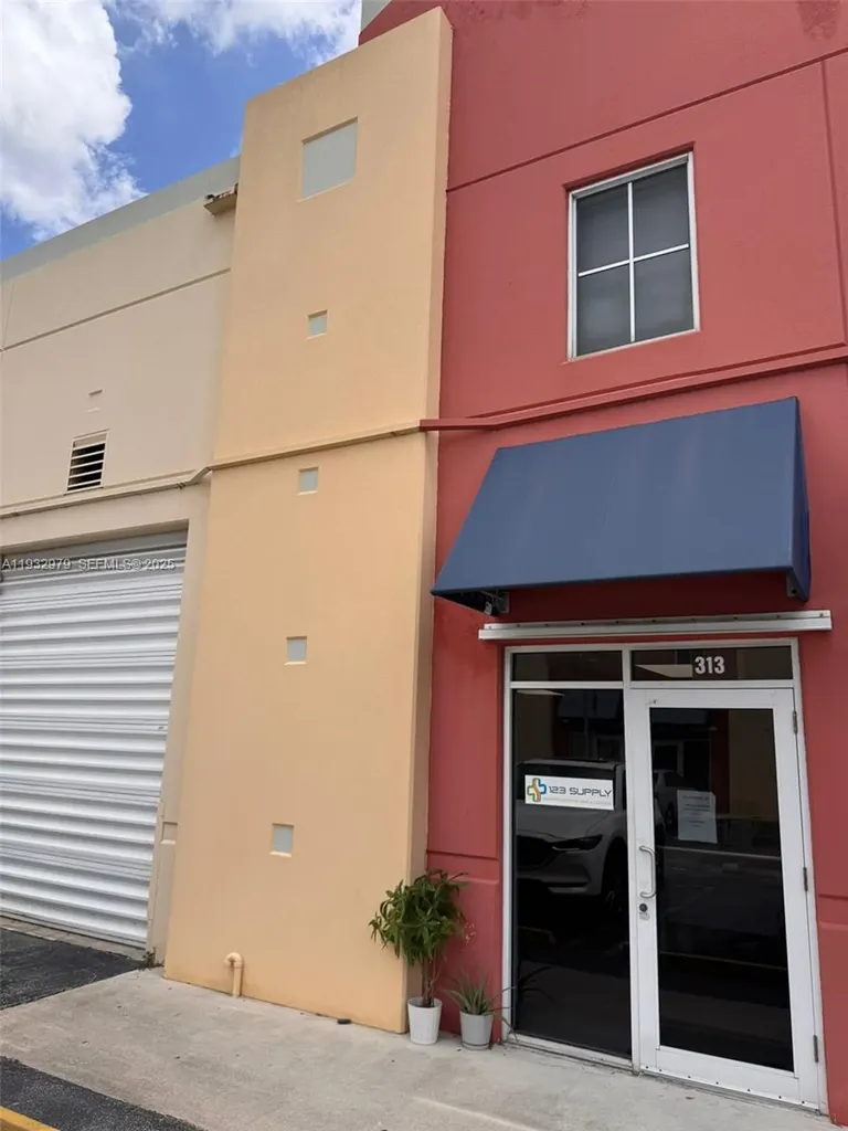 6020 NW 99th Avenue Doral FL 33178
