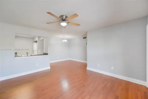 2570 W 67th Place Hialeah FL 33016