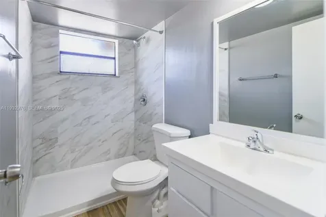 2570 W 67th Place Hialeah FL 33016