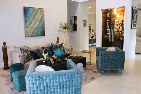 10109 NW 76th Terrace Doral FL 33178
