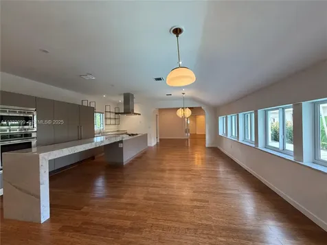 621 W Dilido Drive Miami Beach FL 33139