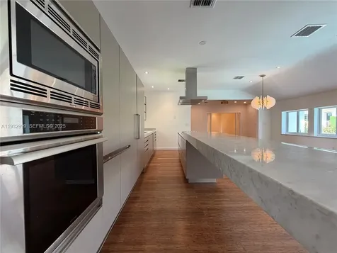 621 W Dilido Drive Miami Beach FL 33139