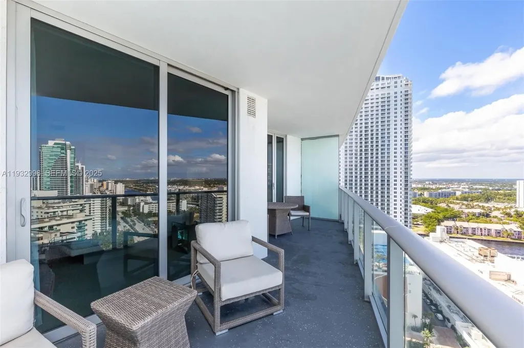 4111 S Ocean Drive Hollywood FL 33019