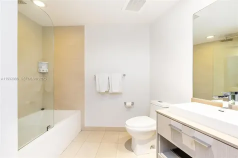 4111 S Ocean Drive Hollywood FL 33019