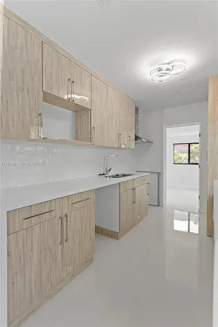 1640 NE 183 Street North Miami Beach FL 33179