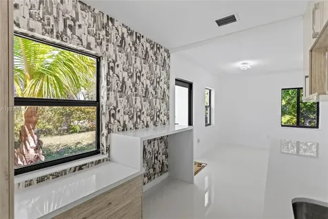 1640 NE 183 Street North Miami Beach FL 33179