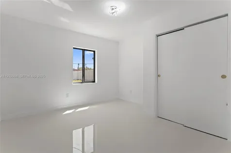 1640 NE 183 Street North Miami Beach FL 33179