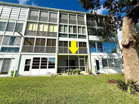 1023 Durham A Deerfield Beach FL 33442