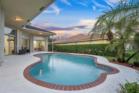 2667 Palmer Place Weston FL 33332