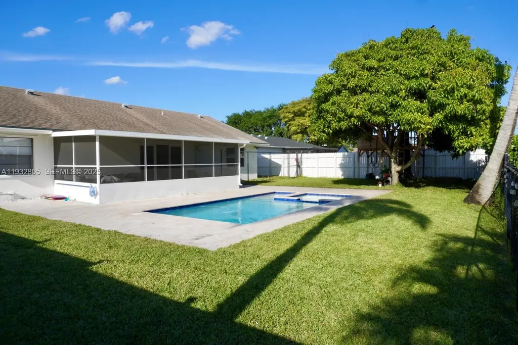 9549 Burlington Place Boca Raton FL 33434