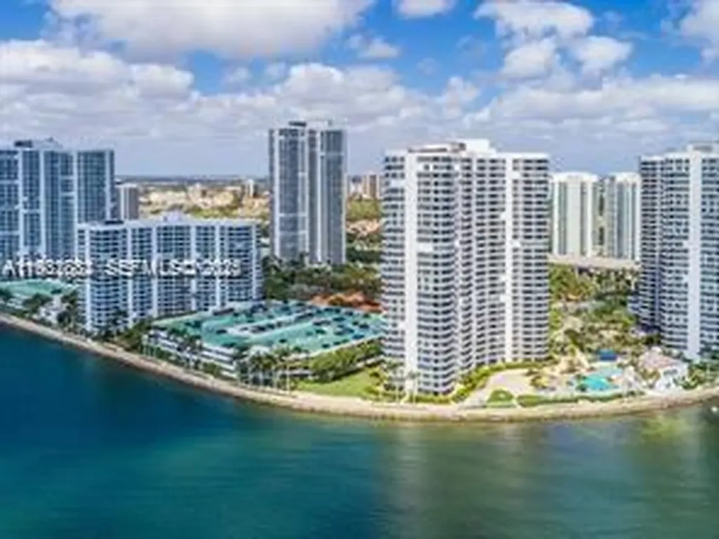 19101 NE 36th Court Aventura FL 33180
