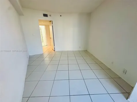 19101 NE 36th Court Aventura FL 33180