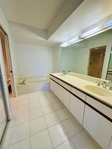 19101 NE 36th Court Aventura FL 33180