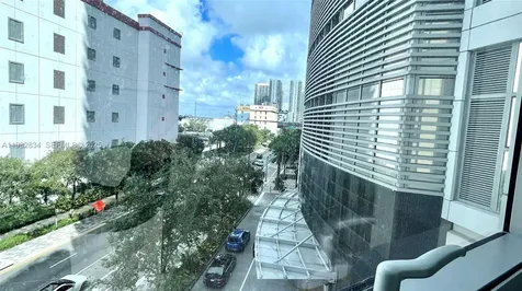 851 NE 1st Avenue Miami FL 33132