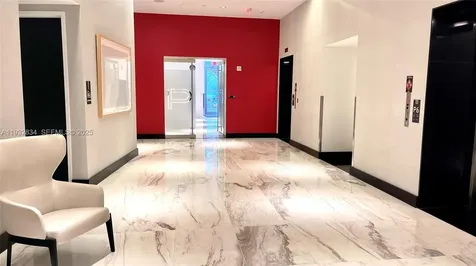 851 NE 1st Avenue Miami FL 33132