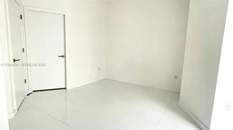 851 NE 1st Avenue Miami FL 33132