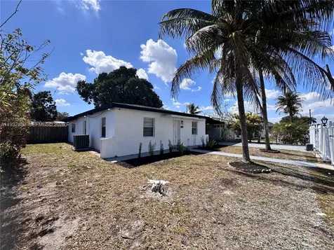 1040 Curtiss Drive Opa-Locka FL 33054