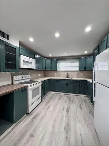 1040 Curtiss Drive Opa-Locka FL 33054