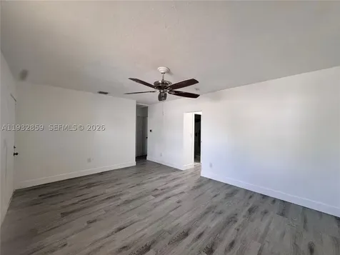 1040 Curtiss Drive Opa-Locka FL 33054