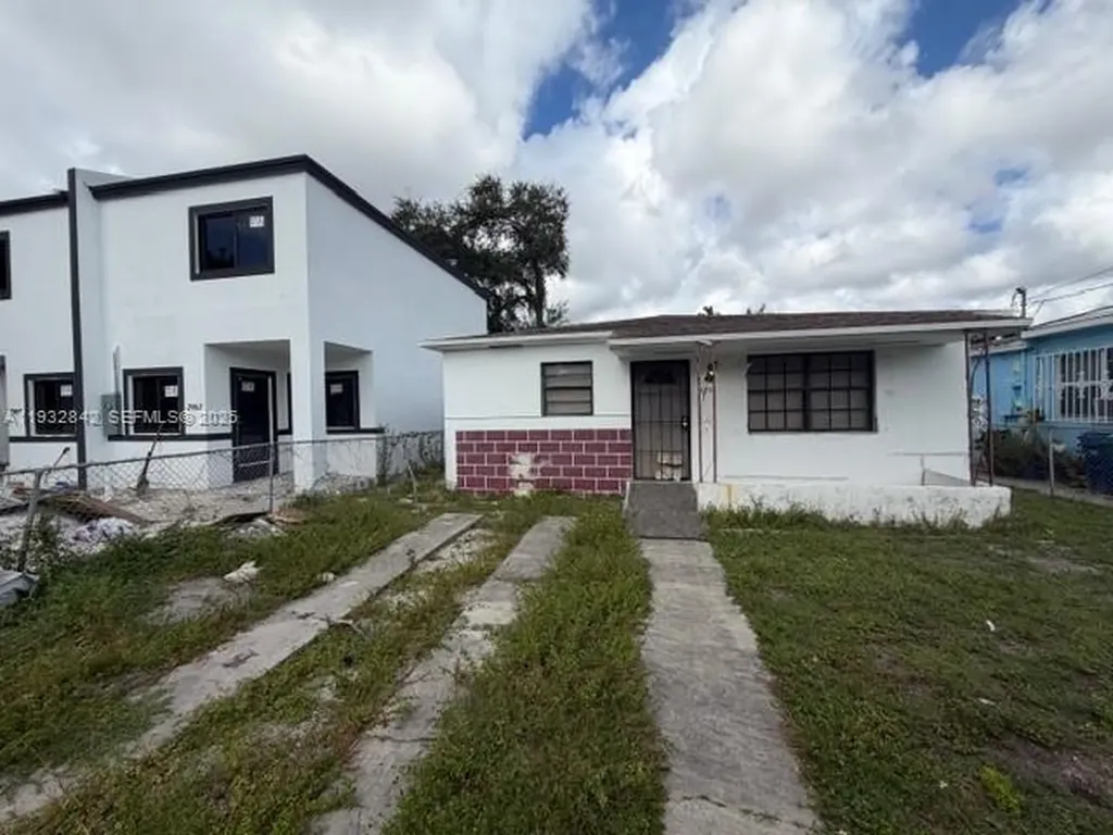 2961 NW 59th Street Miami FL 33142