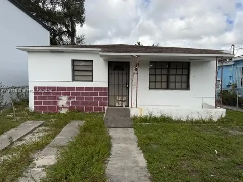 2961 NW 59th Street Miami FL 33142
