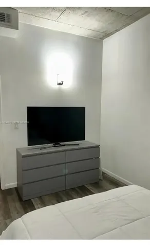 133 NE 2nd Avenue Miami FL 33132