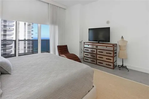 15811 Collins Avenue Sunny Isles Beach FL 33160