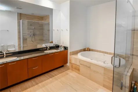 15811 Collins Avenue Sunny Isles Beach FL 33160
