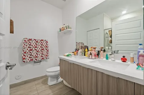 7809 NW 104th Avenue Doral FL 33178