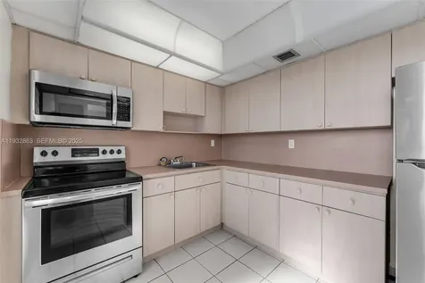 14180 SW 84th Street Miami FL 33183