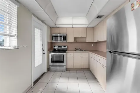 14180 SW 84th Street Miami FL 33183