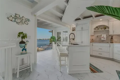 16 North Drive Key Largo FL 33037