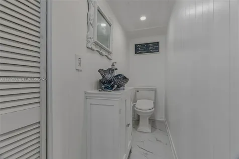 16 North Drive Key Largo FL 33037