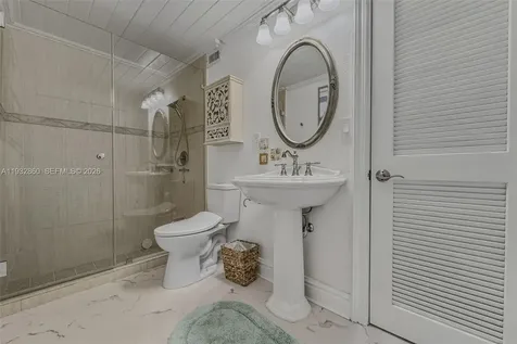16 North Drive Key Largo FL 33037