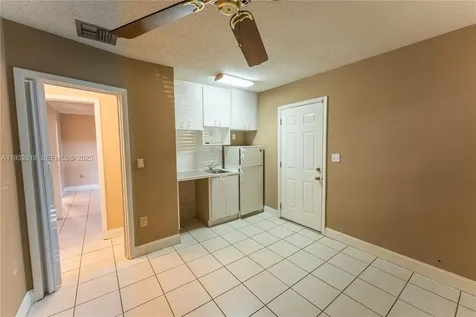 6101 SW 95th Court Miami FL 33173