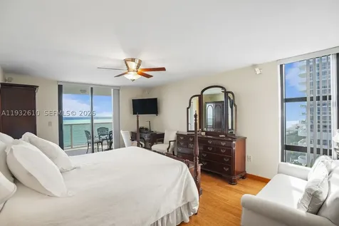 6423 Collins Avenue Miami Beach FL 33141