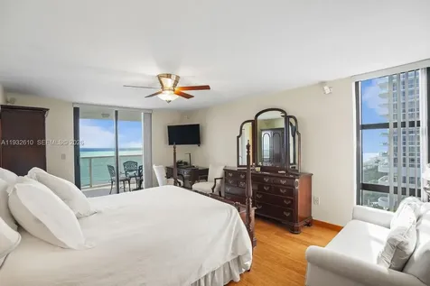 6423 Collins Avenue Miami Beach FL 33141
