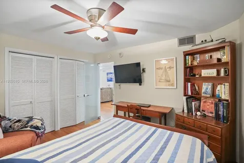 6423 Collins Avenue Miami Beach FL 33141