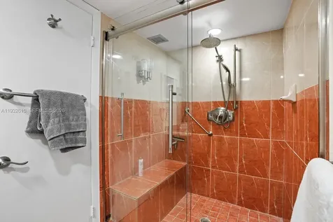 6423 Collins Avenue Miami Beach FL 33141