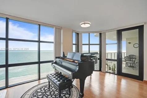 6423 Collins Avenue Miami Beach FL 33141
